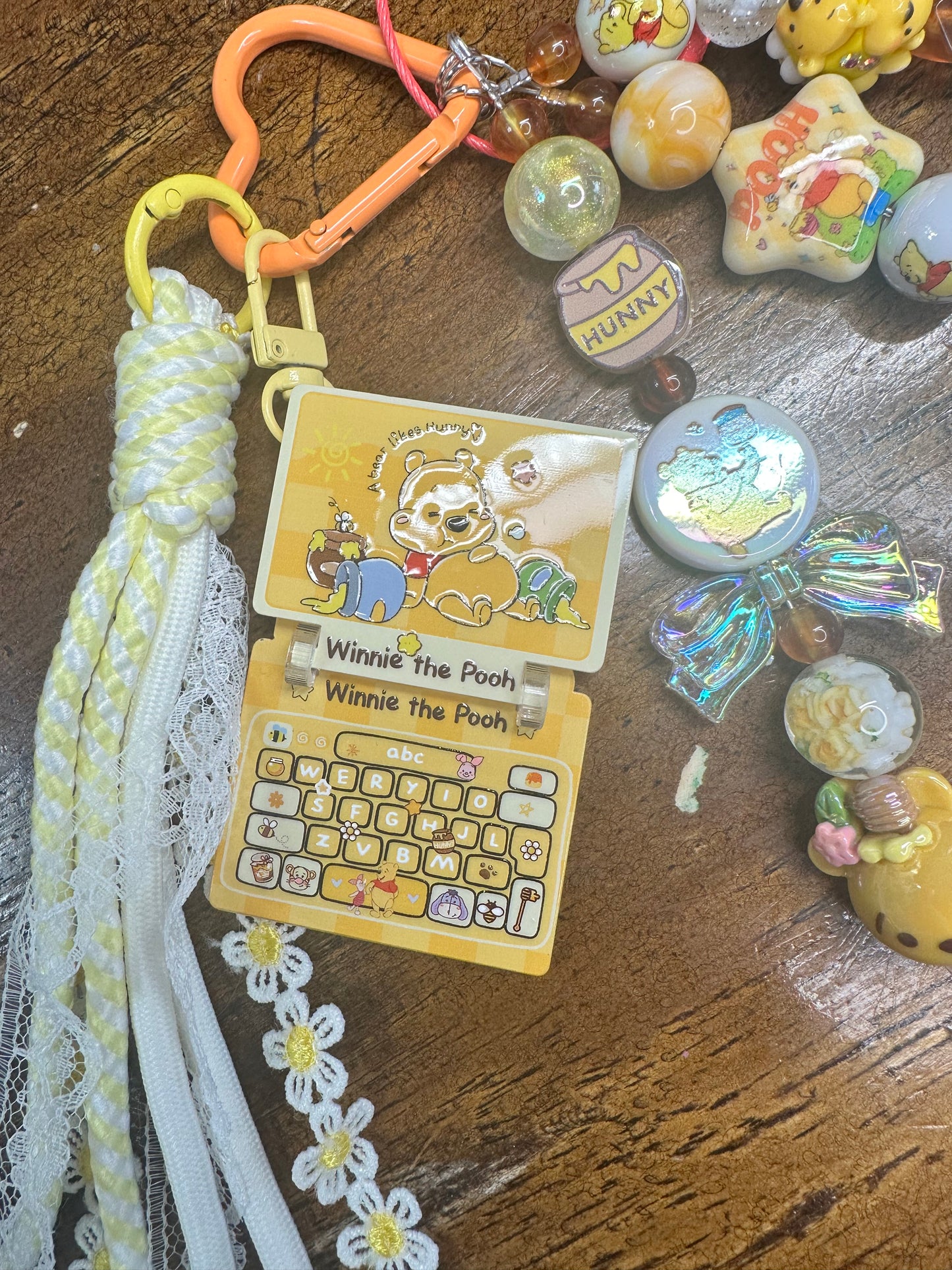 Winnie the Pooh Honey Kawaii Charm Strap ā Handmade Beaded Bag & Phone Charm
$36