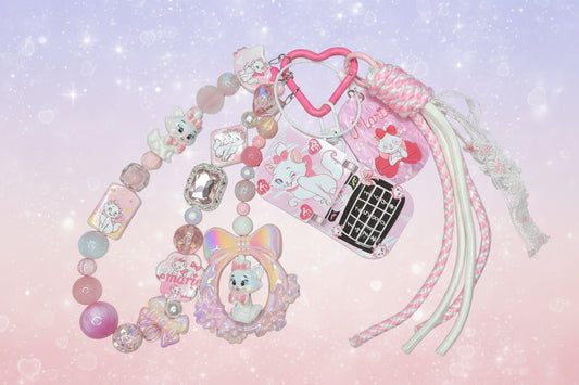 🎀🐱 “Princess Marie” Luxe Purse Chain $32
